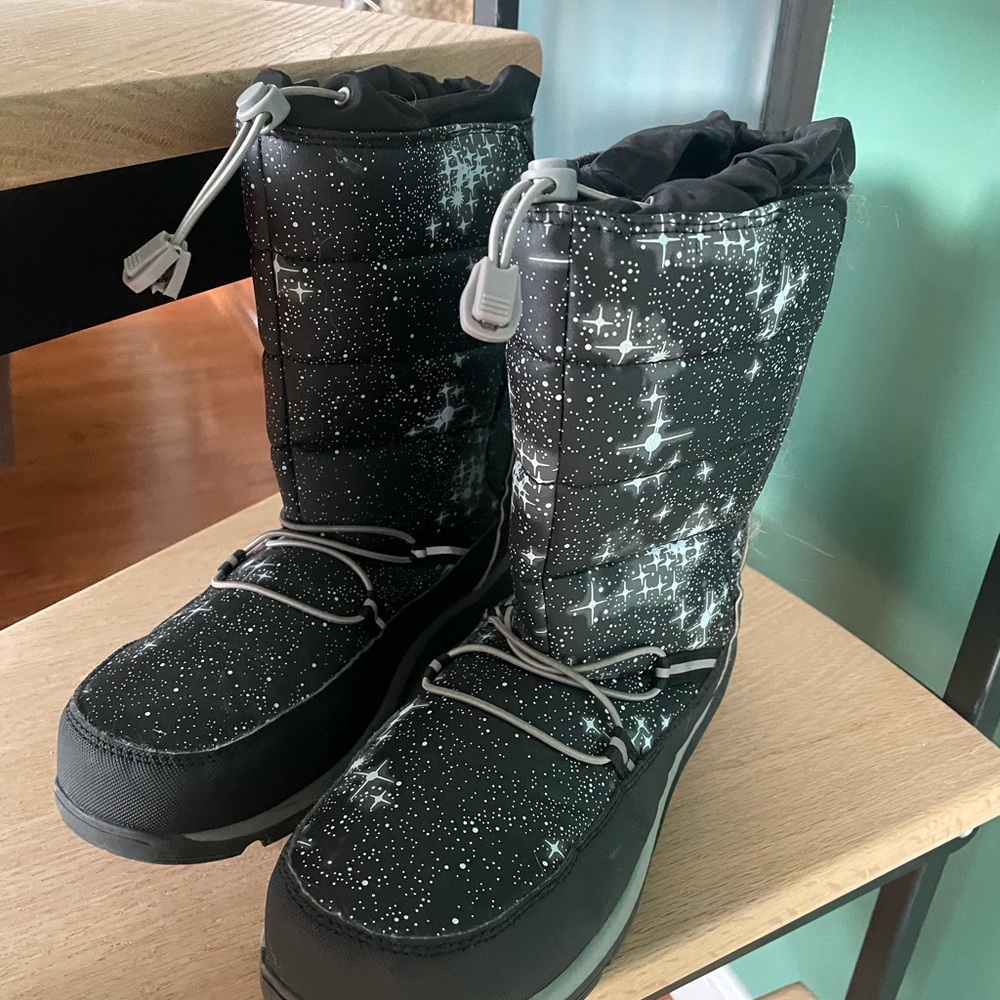 Lands End youth snow boots